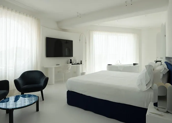 Hotel Calea Boutique 4*