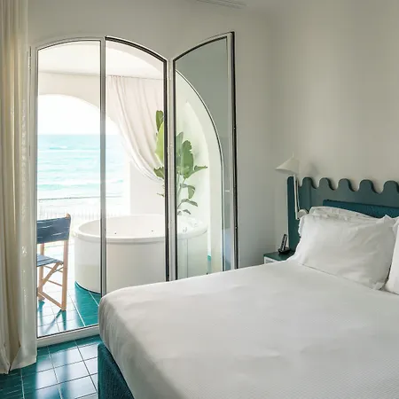 Calea Boutique ホテル 4*