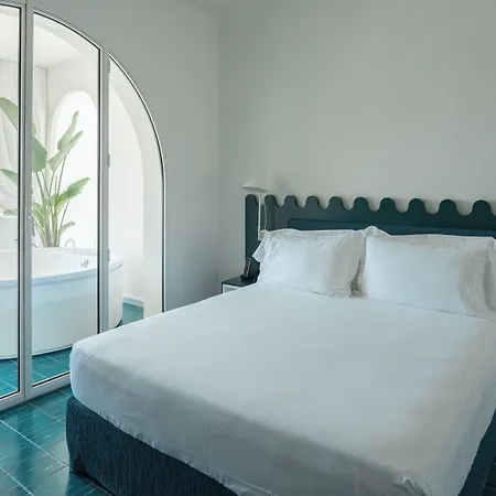 Calea Boutique باكولي